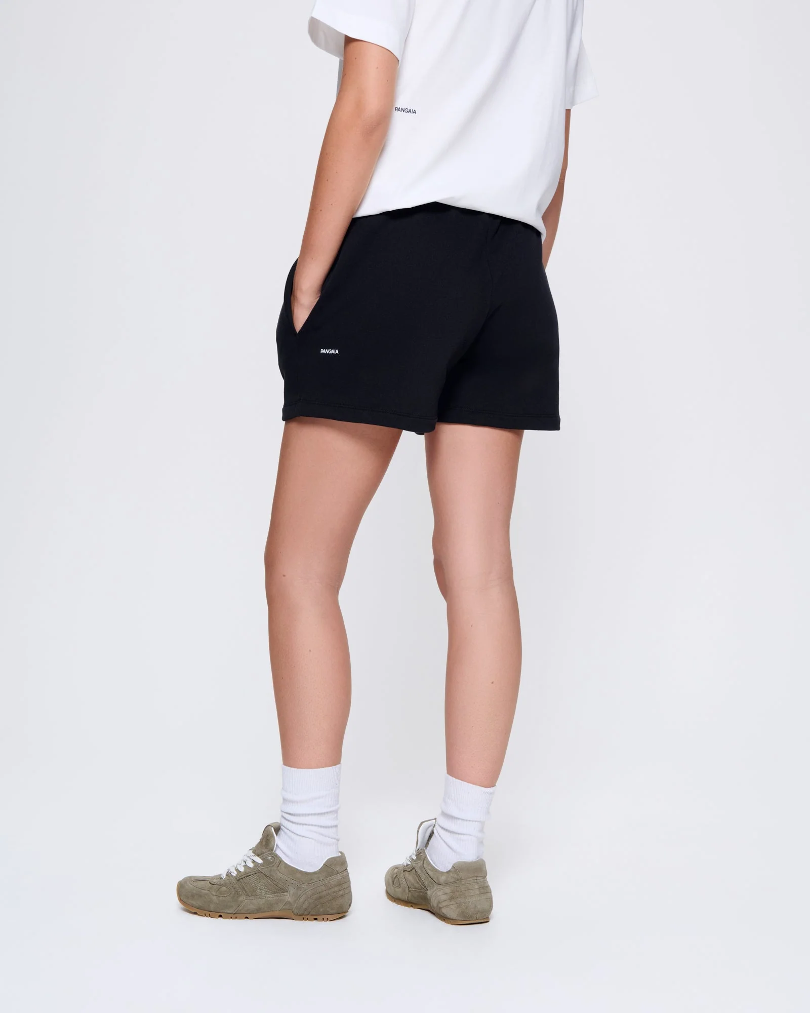 Womens 365 Midweight Shorts—black - Image 5