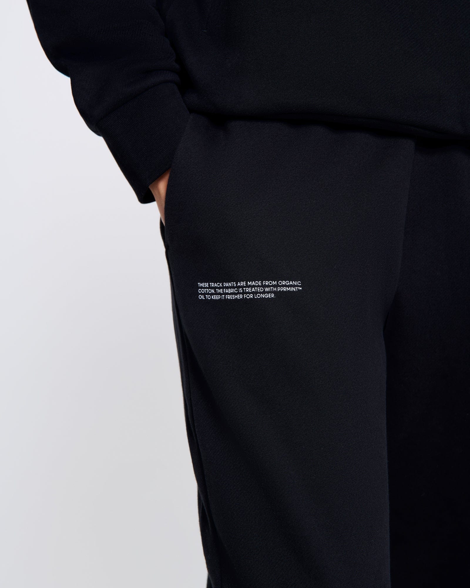 Womens 365 Midweight Track Pants—black - Image 4